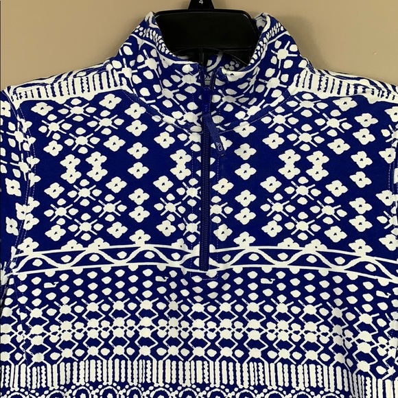 Vineyard Vines blue and white 1/4 zip sweatshirt - Picture 2 of 6
